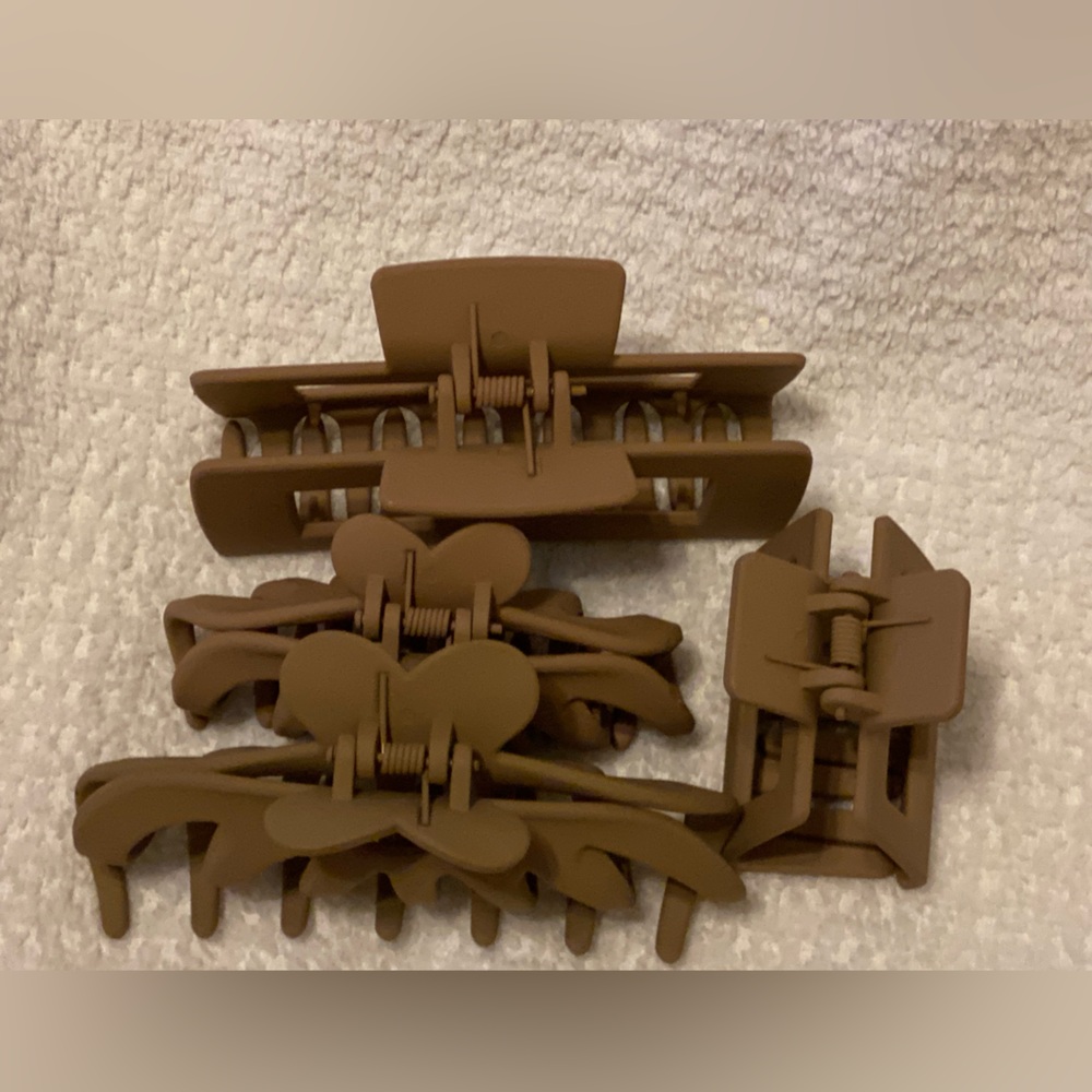 Hair Clips - Picture 2 of 4